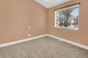 1902 S 1375 W, Syracuse, UT 84075 - Photo 11