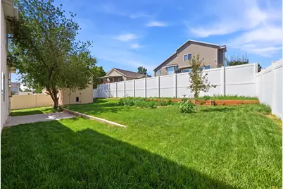 5782 S Stone Flower Way W, Salt Lake City, UT 84118 - Photo 43