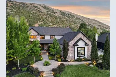 634 E Draper Woods Way, Draper, UT 84020 - Photo 1
