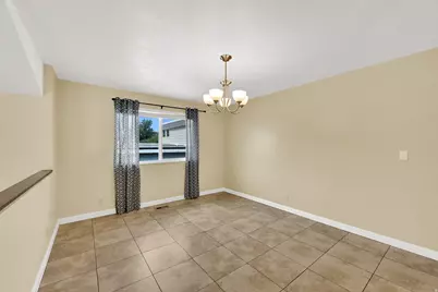 4769 Oxford Dr, Ogden, UT 84403 - Photo 9