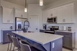 546 N Ventura Ln, Washington, UT 84780 - Photo 9