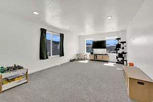 2902 W North Shore Dr S, Syracuse, UT 84075 - Photo 19