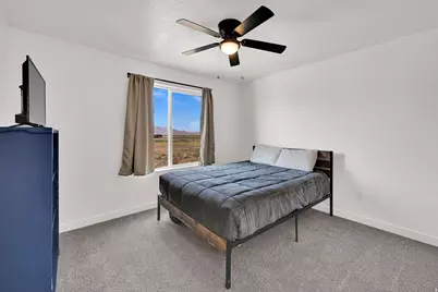 2902 W North Shore Dr S, Syracuse, UT 84075 - Photo 27