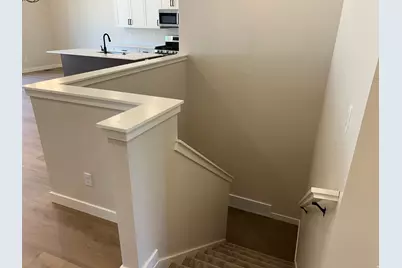 1454 W Pleasant View Dr #5, Kaysville, UT 84037 - Photo 5