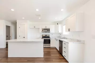 1566 E 650 S, Hyrum, UT 84319 - Photo 3