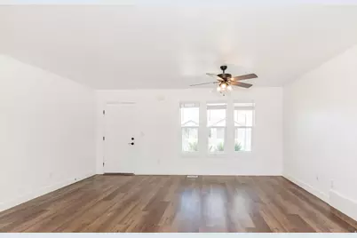1566 E 650 S, Hyrum, UT 84319 - Photo 5