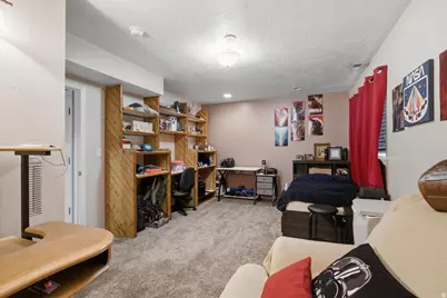 1896 N 350 E, Centerville, UT 84014 - Photo 25