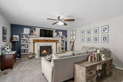 1896 N 350 E, Centerville, UT 84014 - Photo 13