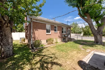 1684 E Garfield Ave S, Salt Lake City, UT 84105 - Photo 15
