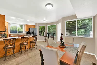 5822 S Club View Lane Ln, South Ogden, UT 84405 - Photo 19