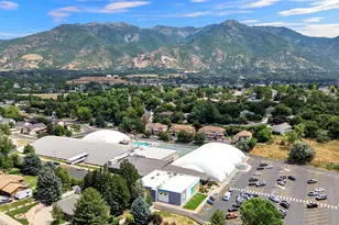 5822 S Club View Ln Ln, South Ogden, UT 84405 - Photo 3