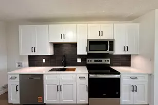 656 E 1050 N, Ogden, UT 84404 - Photo 7