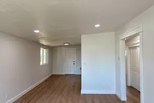 656 E 1050 N, Ogden, UT 84404 - Photo 3