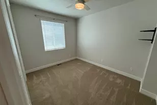2431 N Hooded Crane Circle, Clinton, UT 84015 - Photo 23