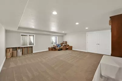 2431 N Hooded Crane Cir, Clinton, UT 84015 - Photo 21