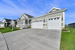 2431 N Hooded Crane Circle, Clinton, UT 84015 - Photo 1