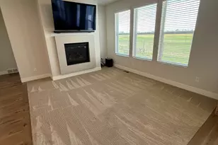 2431 N Hooded Crane Circle, Clinton, UT 84015 - Photo 7