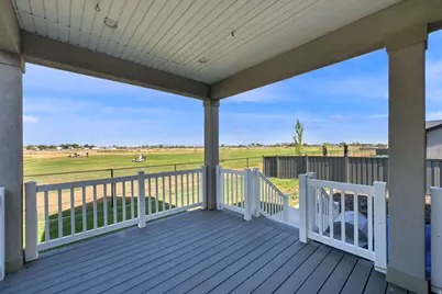 2431 N Hooded Crane Cir, Clinton, UT 84015 - Photo 7