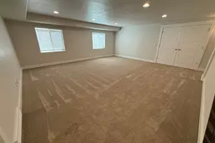 2431 N Hooded Crane Circle, Clinton, UT 84015 - Photo 27