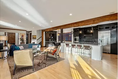 1054 E 200 S, Salt Lake City, UT 84102 - Photo 5