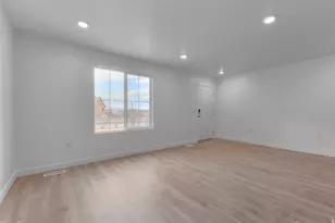 671 N 1620 E, Salem, UT 84653 - Photo 5
