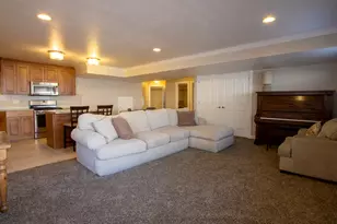 13065 S 1130 W, Riverton, UT 84065 - Photo 29