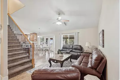 685 N 200 W, Lehi, UT 84043 - Photo 3