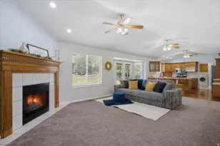 240 W 4050 N, Pleasant View, UT 84414 - Photo 9
