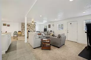 397 W 400 N, Bountiful, UT 84010 - Photo 7