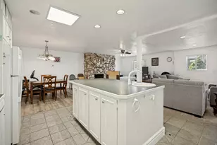 397 W 400 N, Bountiful, UT 84010 - Photo 3