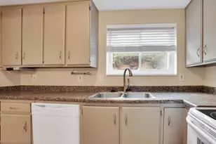 8108 S Cottonwood Hills Cir #7 Cir E, Sandy, UT 84094 - Photo 11