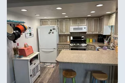 6089 W 5050 S, Hooper, UT 84315 - Photo 3