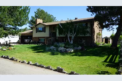 6089 W 5050 S, Hooper, UT 84315 - Photo 1
