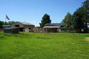 6089 W 5050 S, Hooper, UT 84315 - Photo 17
