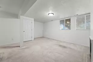 1199 Dun Robin Ct, Salt Lake City, UT 84123 - Photo 19
