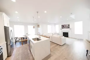 1404 E Rustic Wood Ct, Sandy, UT 84092 - Photo 5