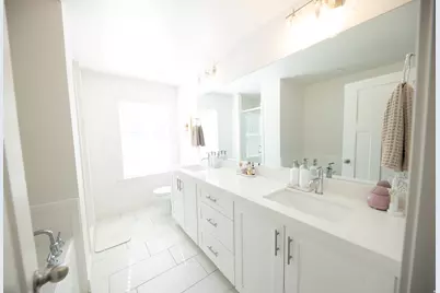 1404 E Rustic Wood Ct, Sandy, UT 84092 - Photo 17