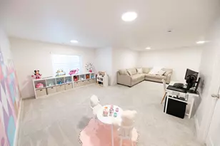 1404 E Rustic Wood Ct, Sandy, UT 84092 - Photo 27