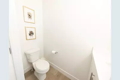 1404 E Rustic Wood Ct, Sandy, UT 84092 - Photo 11