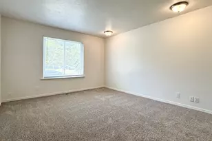 2237 E Karalee Way S, Sandy, UT 84092 - Photo 9
