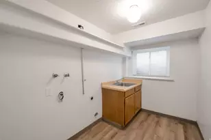 2237 E Karalee Way S, Sandy, UT 84092 - Photo 21