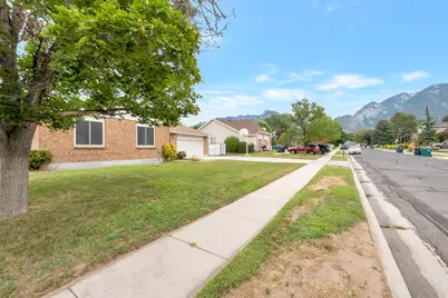 2237 E Karalee Way S, Sandy, UT 84092 - Photo 35