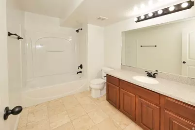 1013 W 250 N, Clearfield, UT 84015 - Photo 37