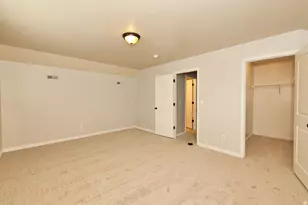 1013 W 250 N, Clearfield, UT 84015 - Photo 17