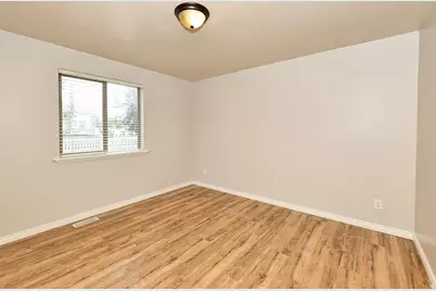1013 W 250 N, Clearfield, UT 84015 - Photo 23