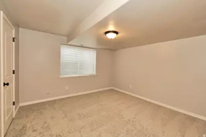 1013 W 250 N, Clearfield, UT 84015 - Photo 37