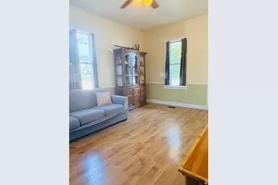 260 W 400 N, Bountiful, UT 84010 - Photo 3