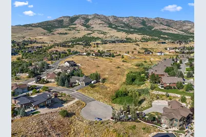 5522 E Buckhorn Dr N, Eden, UT 84310 - Photo 15