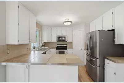 8531 Pebble Creek Cir, Sandy, UT 84093 - Photo 13