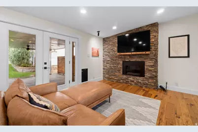 8859 S 1275 E, Sandy, UT 84094 - Photo 9